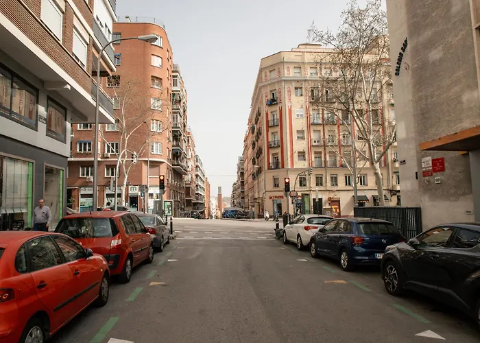 Apartamento Luminoso & Moderno 4 Dormitorios En Retiro